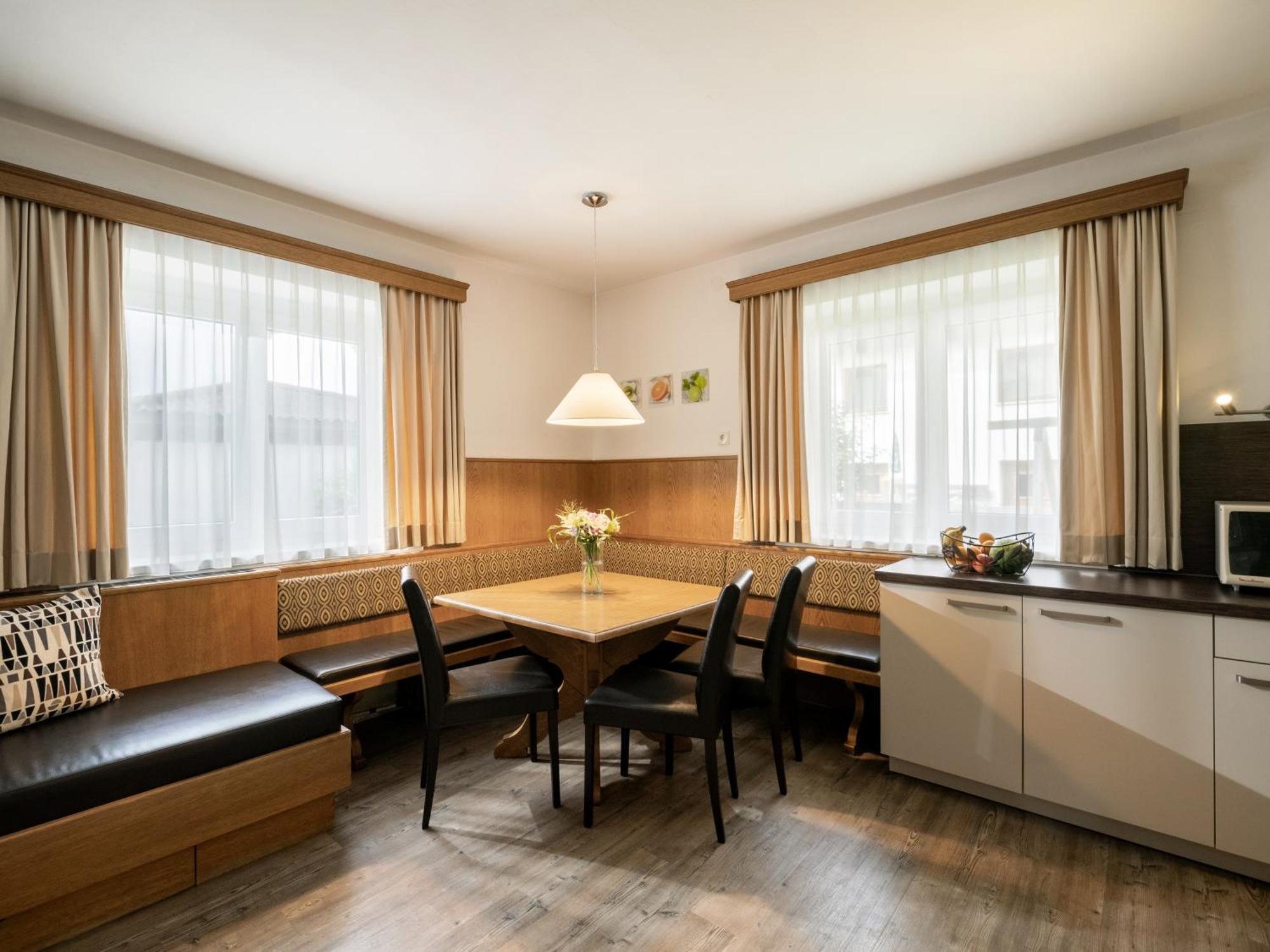 Appartements Pungg Fuegen Exterior photo
