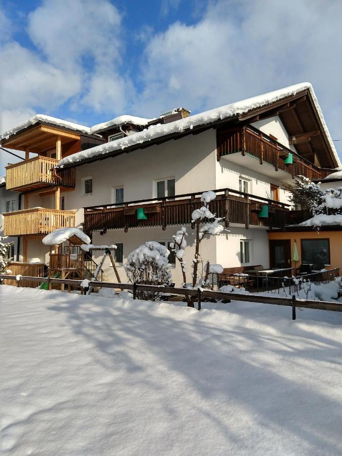 Appartements Pungg Fuegen Exterior photo